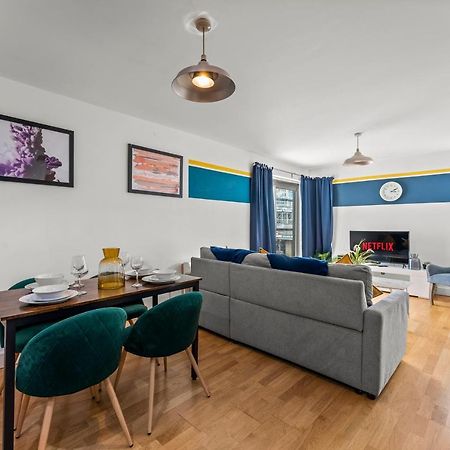 Enchanting Bristol Abode -Sleeps 6 With Balcony! Extérieur photo