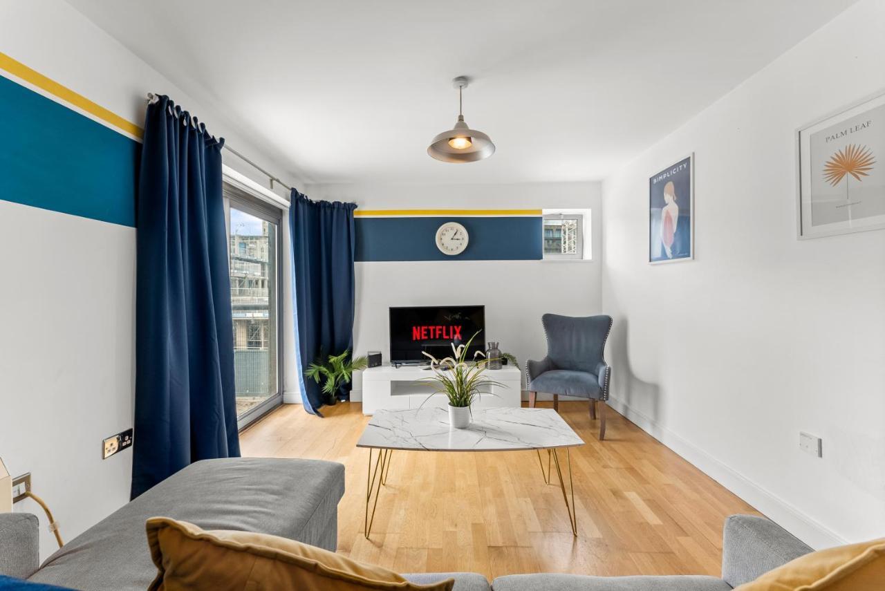 Enchanting Bristol Abode -Sleeps 6 With Balcony! Extérieur photo