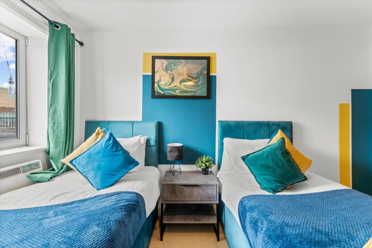 Enchanting Bristol Abode -Sleeps 6 With Balcony! Extérieur photo