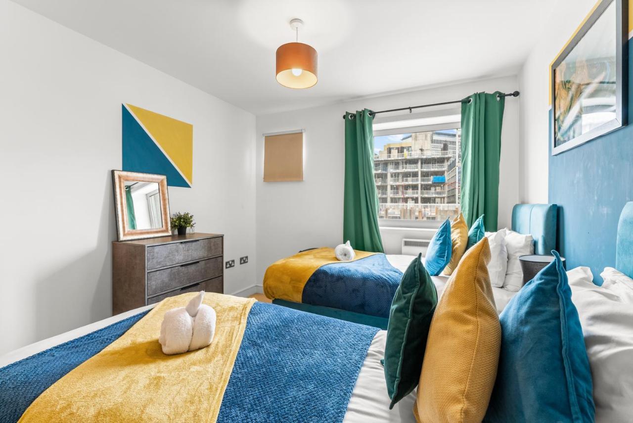 Enchanting Bristol Abode -Sleeps 6 With Balcony! Extérieur photo