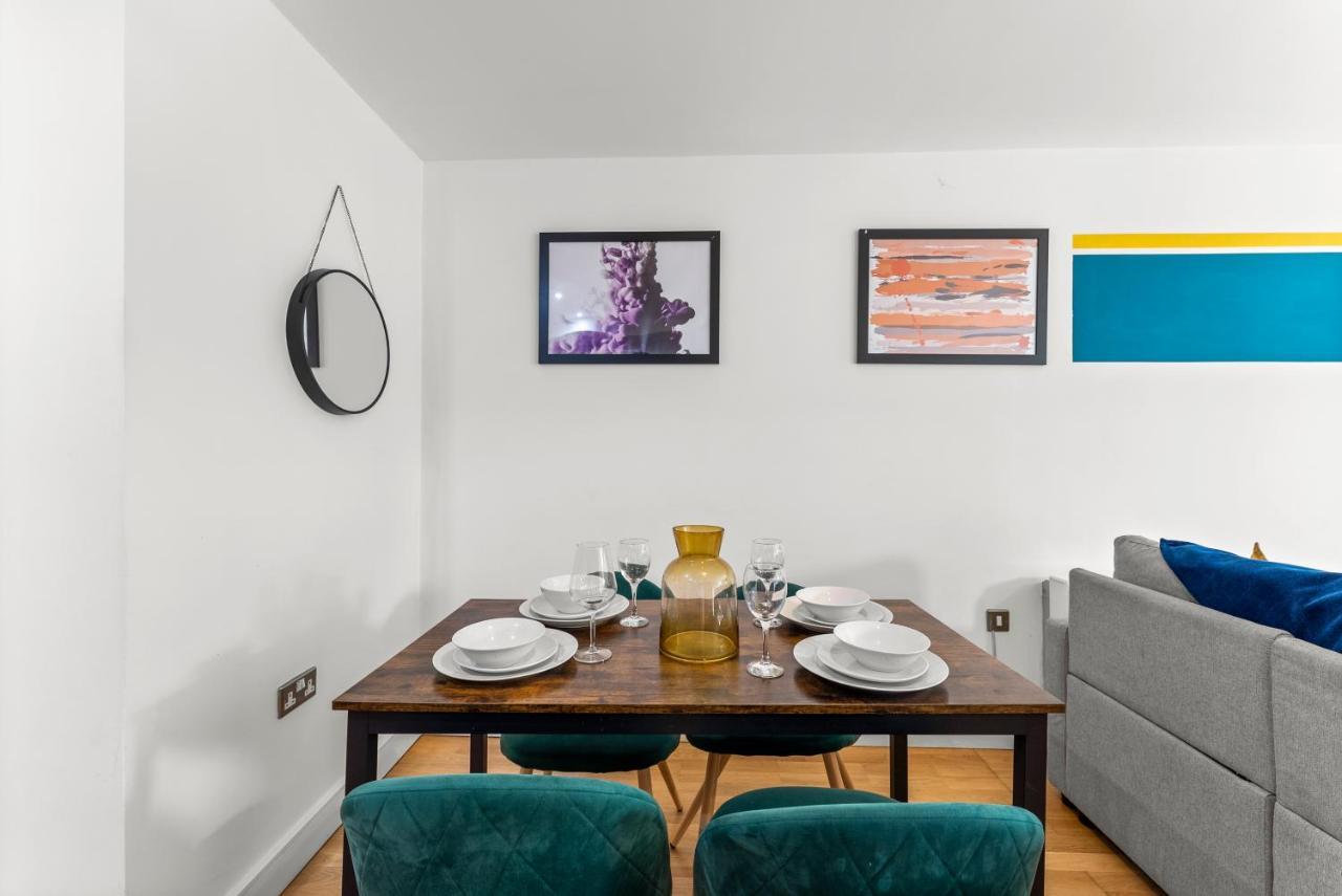 Enchanting Bristol Abode -Sleeps 6 With Balcony! Extérieur photo